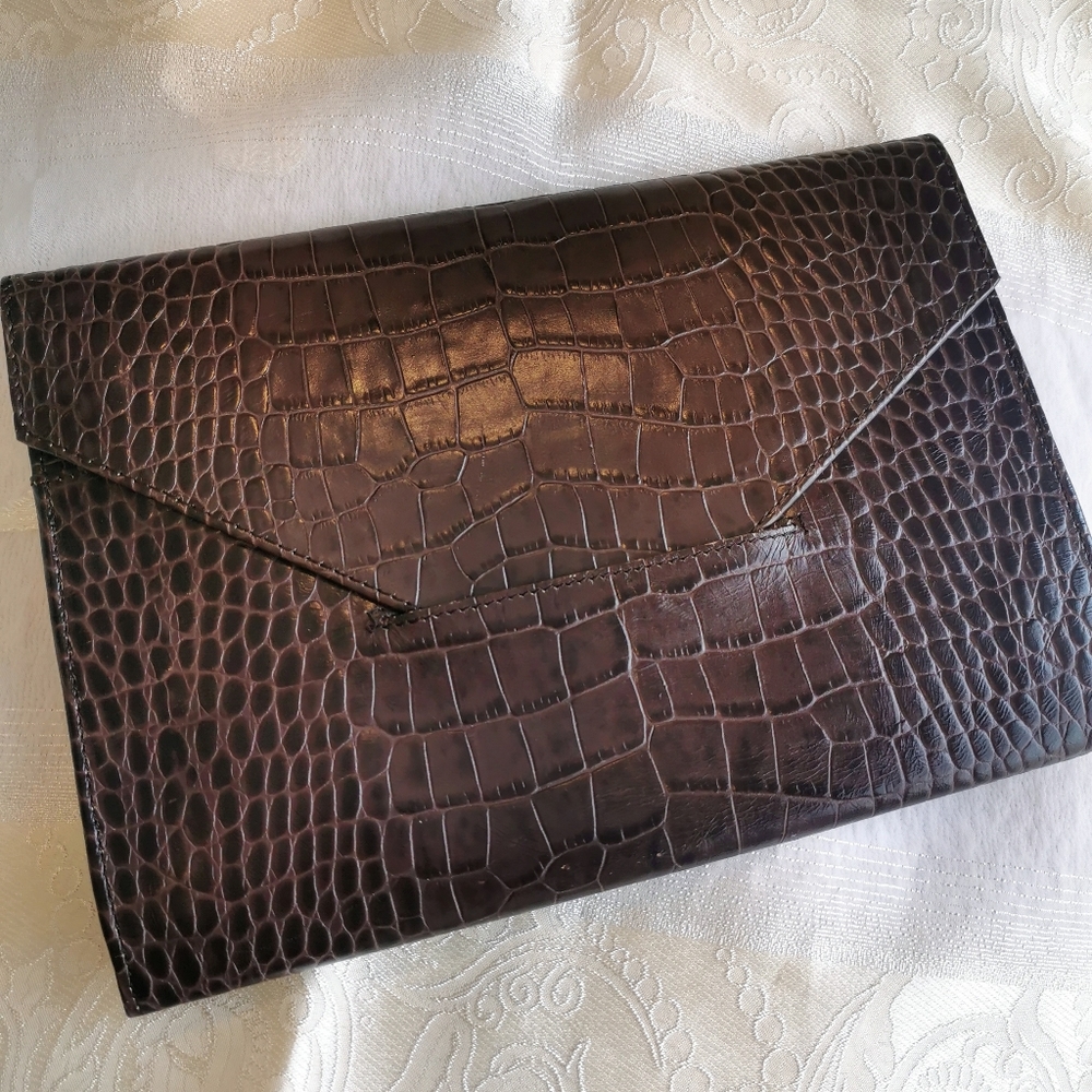 Vintage Danier brown leather minimalist clutch, embossed snakeskin pattern purse
